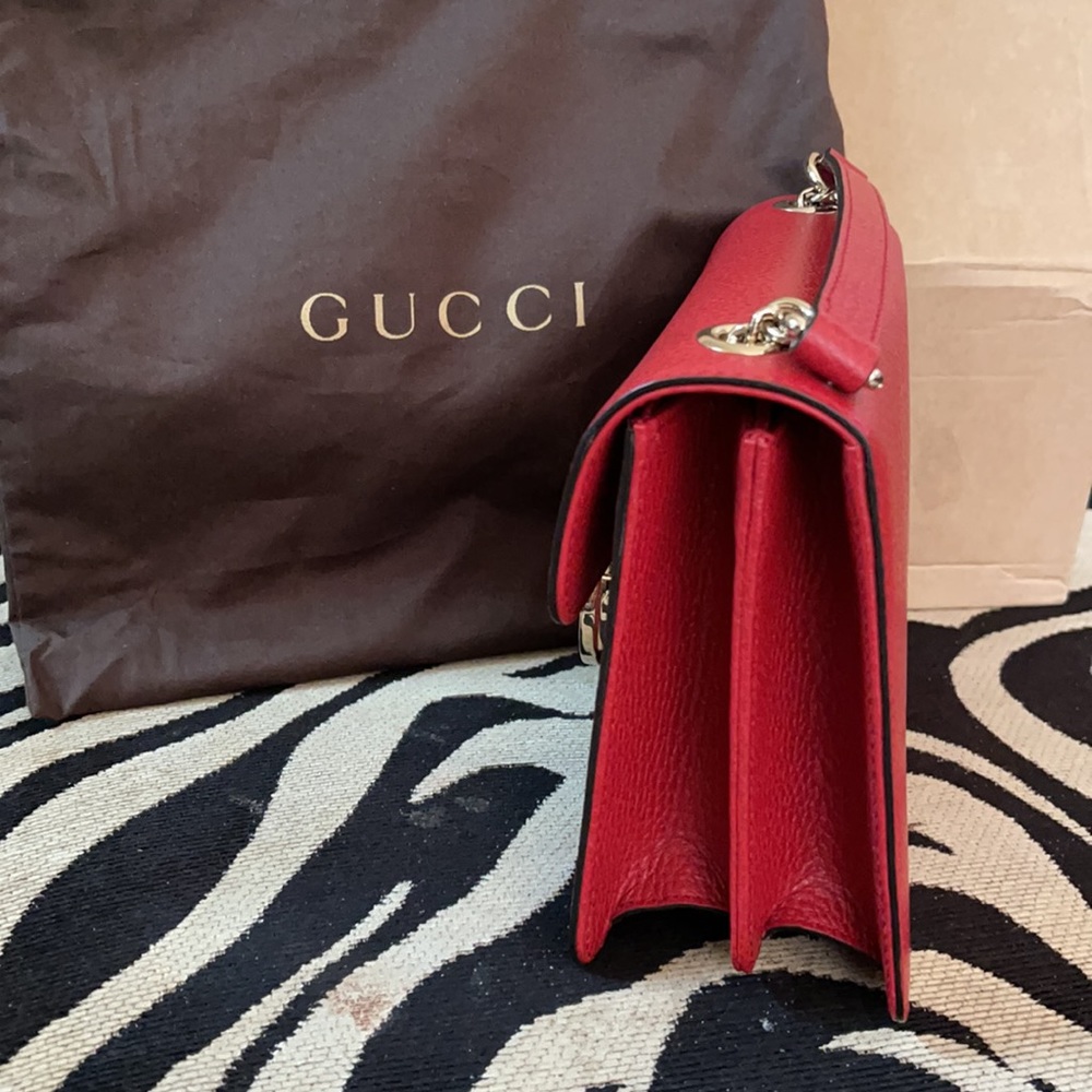 Small Interlocking G Shoulder Bag - image 3